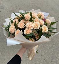 Букет Кремовые розы Латте в Нагутском