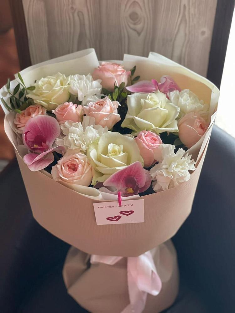 Букет цветов из: Орхидеи, Розы и Гвоздики в Нагутском