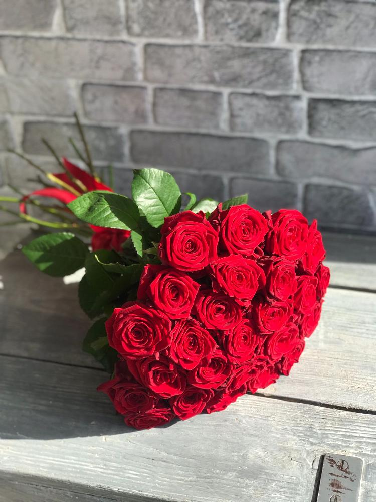 Букет Красные розы Фридом в Нагутском
