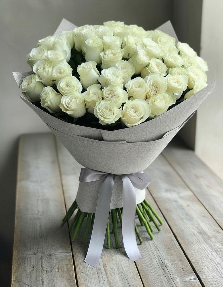 Букет 35 Белых роз в Нагутском