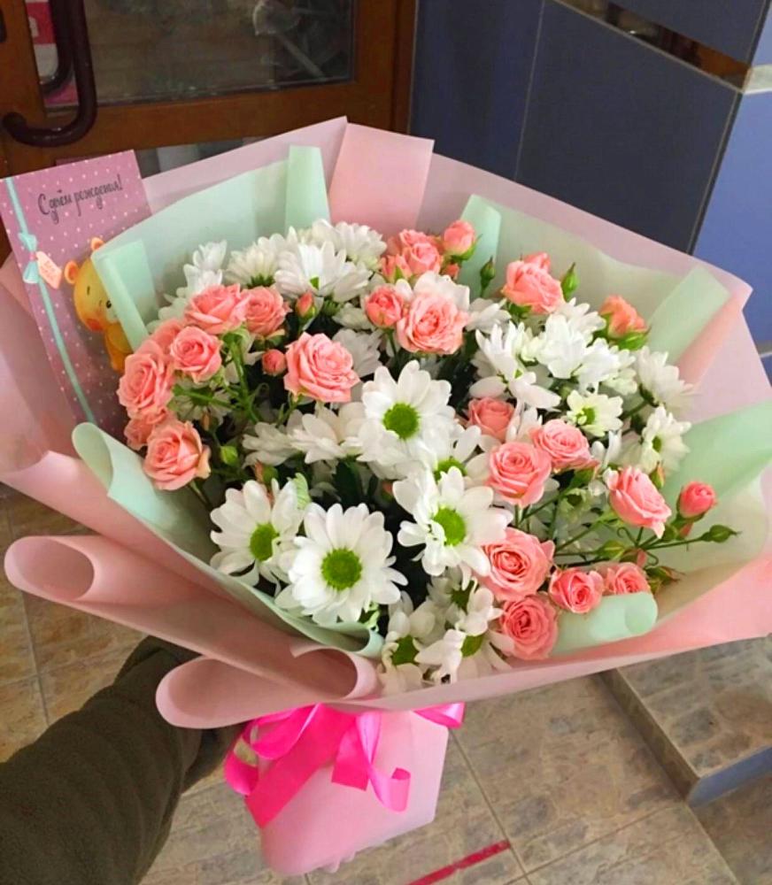 Букет цветов из: Розы и Хризантемы в Нагутском