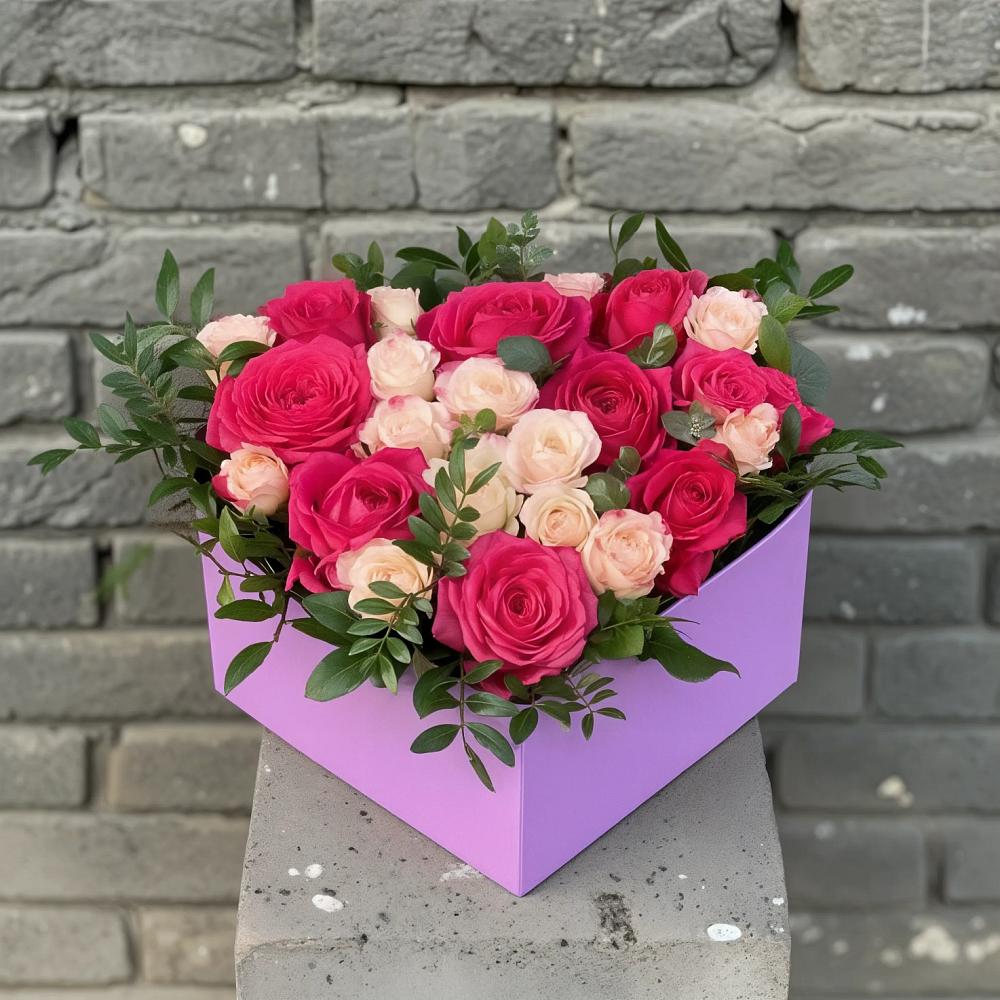 Цветочная композиция из Розы в коробке в Нагутском