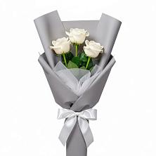 Букет 3 белые розы в Нагутском