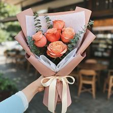Букет цветов из:  Розы в Нагутском