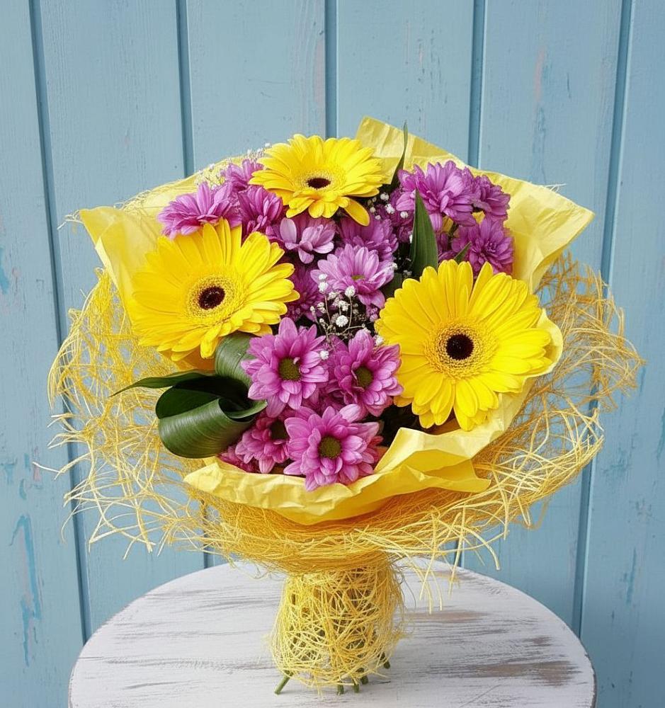 Букет цветов из: Хризантемы и Герберы в Нагутском