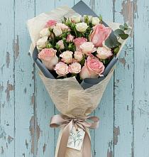 Букет цветов из:  Розы в Нагутском