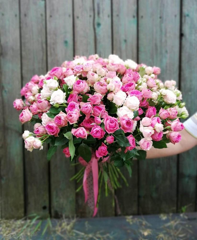 Букет Розовые кустовые розы Натали и Лав Лидия в Нагутском