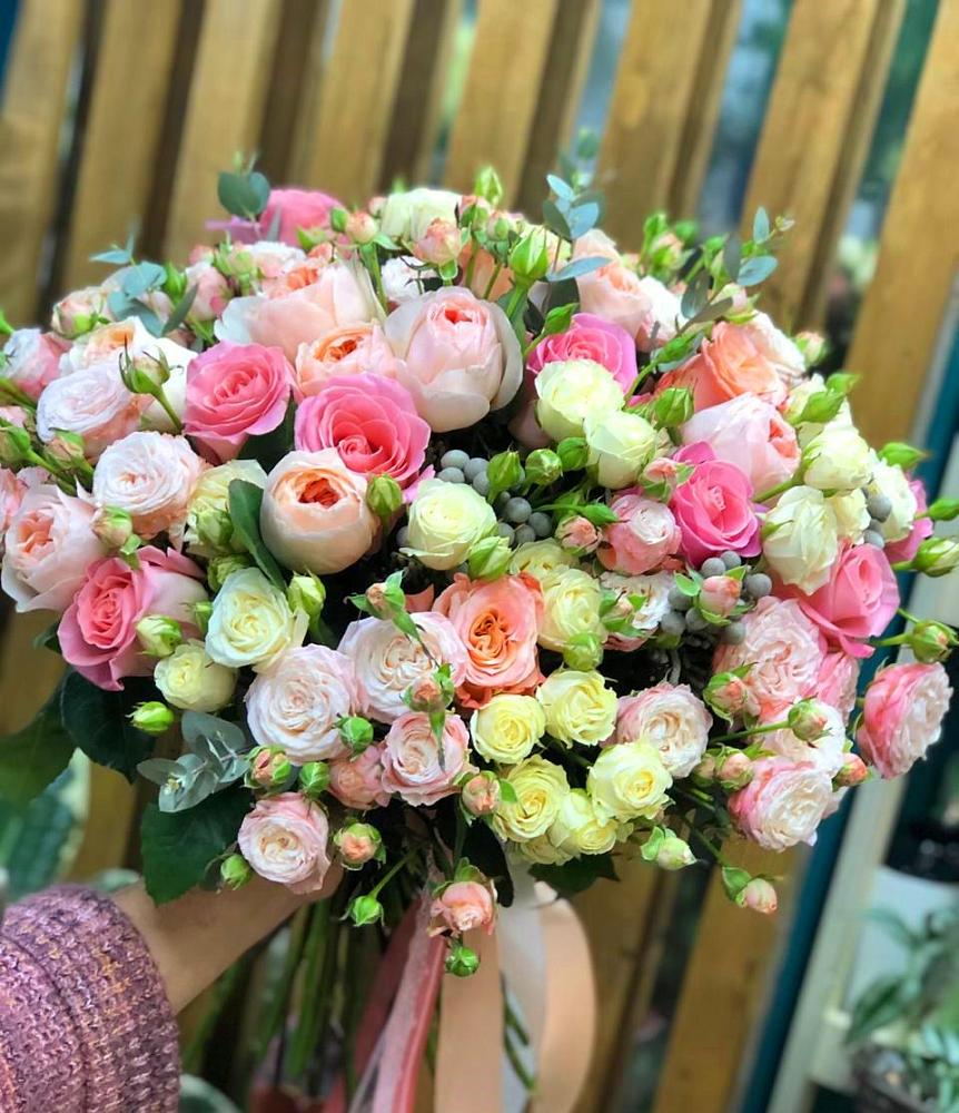 Букет цветов из: Розы в Нагутском