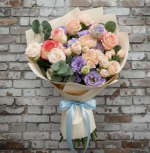 Букет цветов из:  Розы, Лизиантусы и Гвоздики в Нагутском